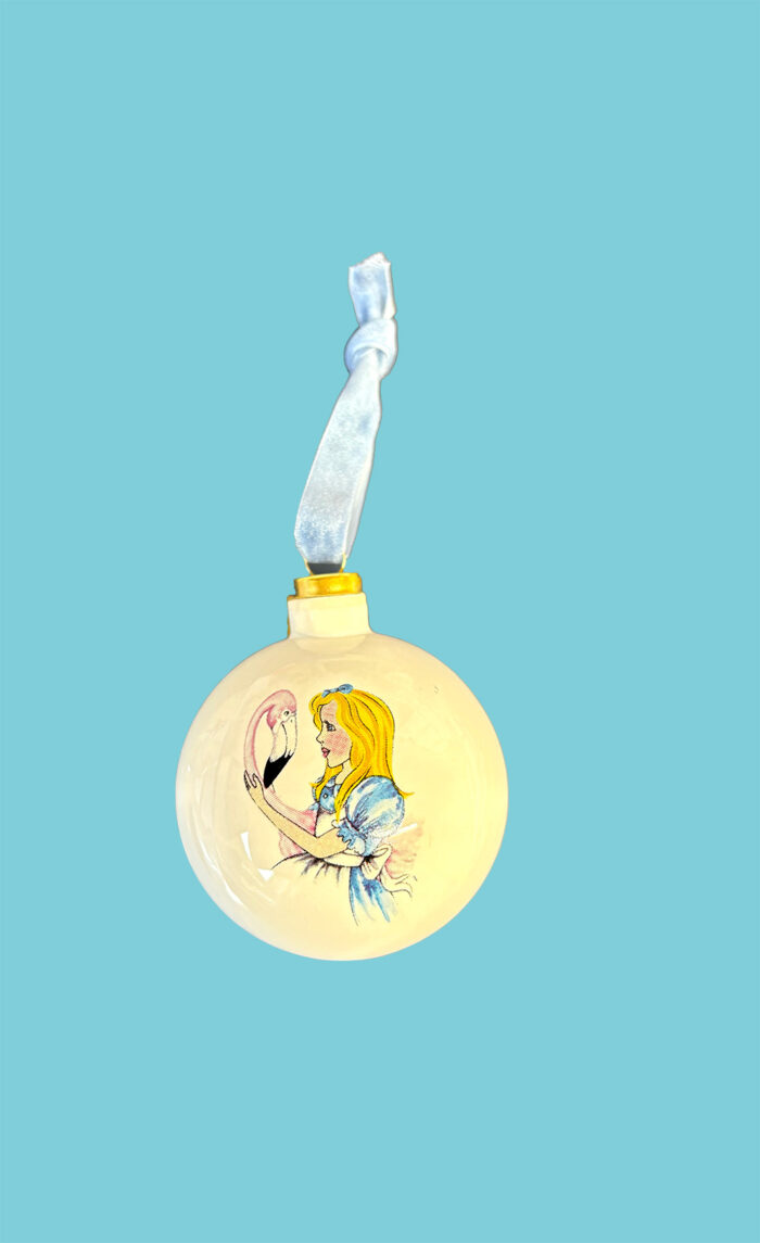 alice white mid bauble